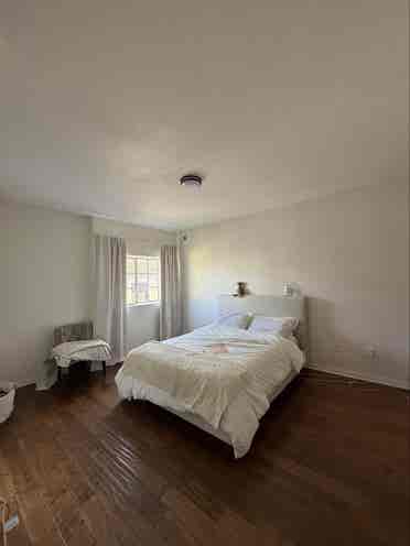 Room for rent- West Hollywood