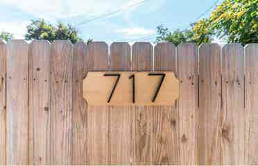 Charming Private Carriage House