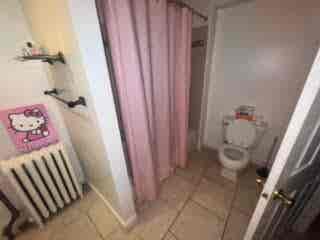 Pink room in Mt Airy  friendly