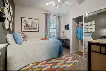 SUBLEASE AVAILABLE!!!!
