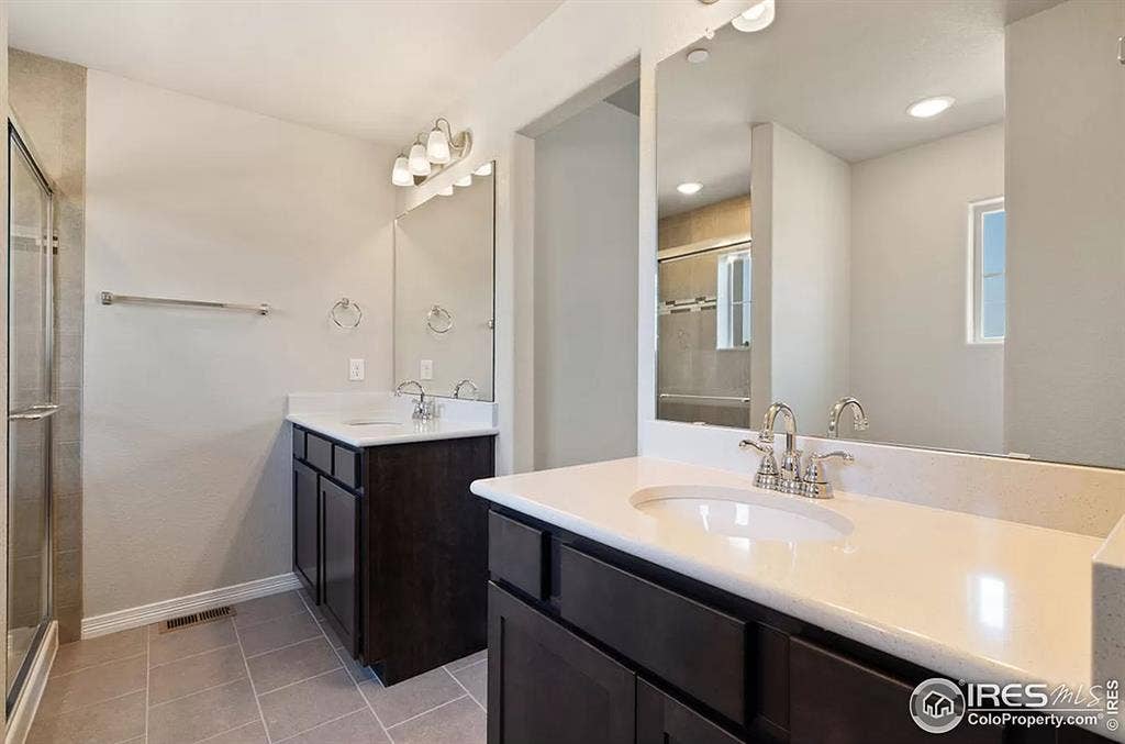 Master bedroom w/ private bath