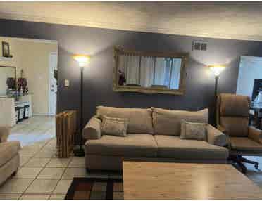 Room in Quiet, Respectful Home