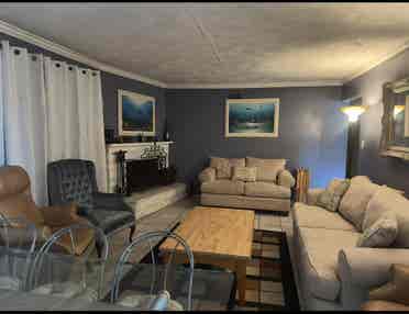 Room in Quiet, Respectful Home