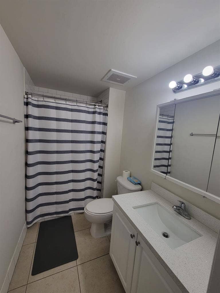 Room NOT FURNISHED