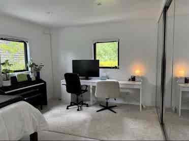 Furnished room in Berkeley Hills