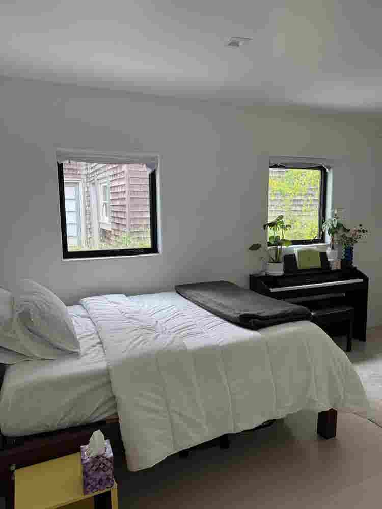 Furnished room in Berkeley Hills