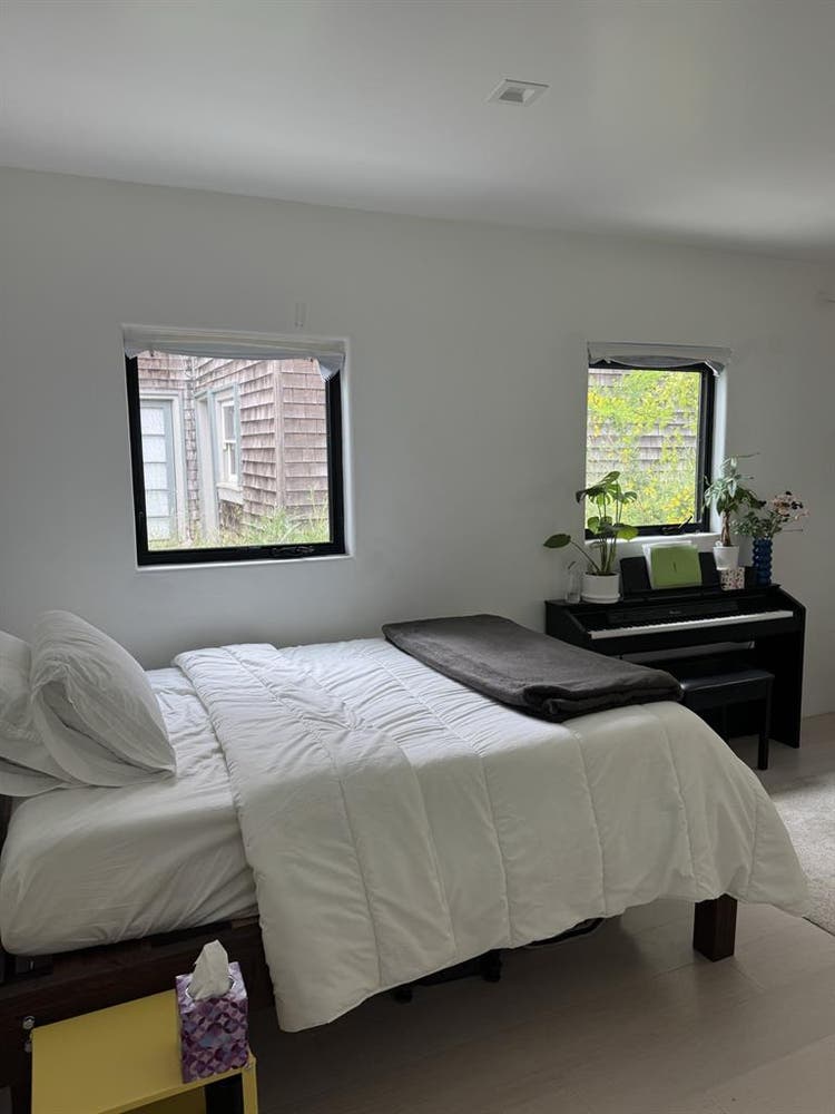 Furnished room in Berkeley Hills