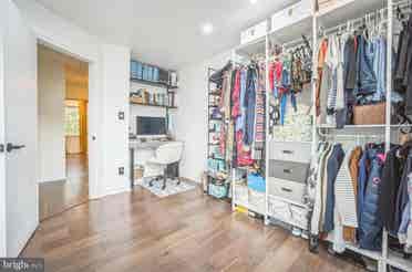 Rooms for rent- Chantilly Townhouse
