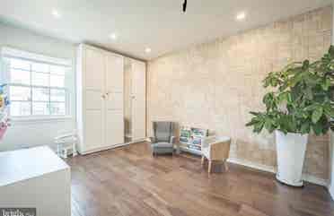 Rooms for rent- Chantilly Townhouse
