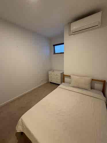 1 Room with private bathroom