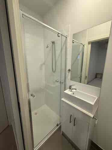 1 Room with private bathroom