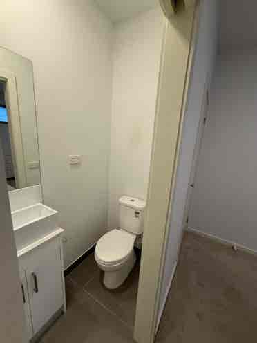 1 Room with private bathroom
