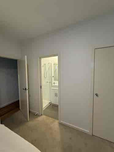 1 Room with private bathroom