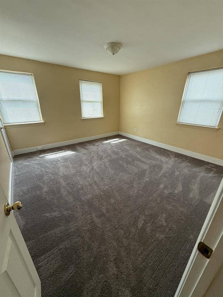 Two rooms & private bathroom