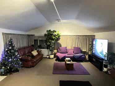 Big Cheap Room for Rent Point Cook