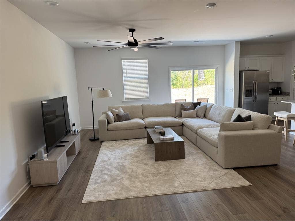 Private room for rent
