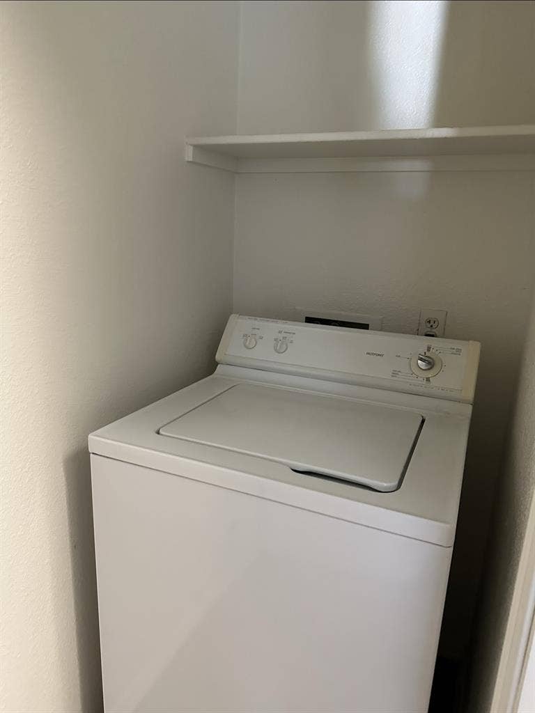 apartment available for sublease