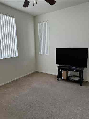 apartment available for sublease