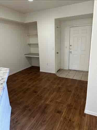 apartment available for sublease