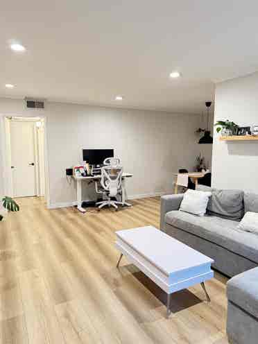 Furnished BA Condo Chatsworth!