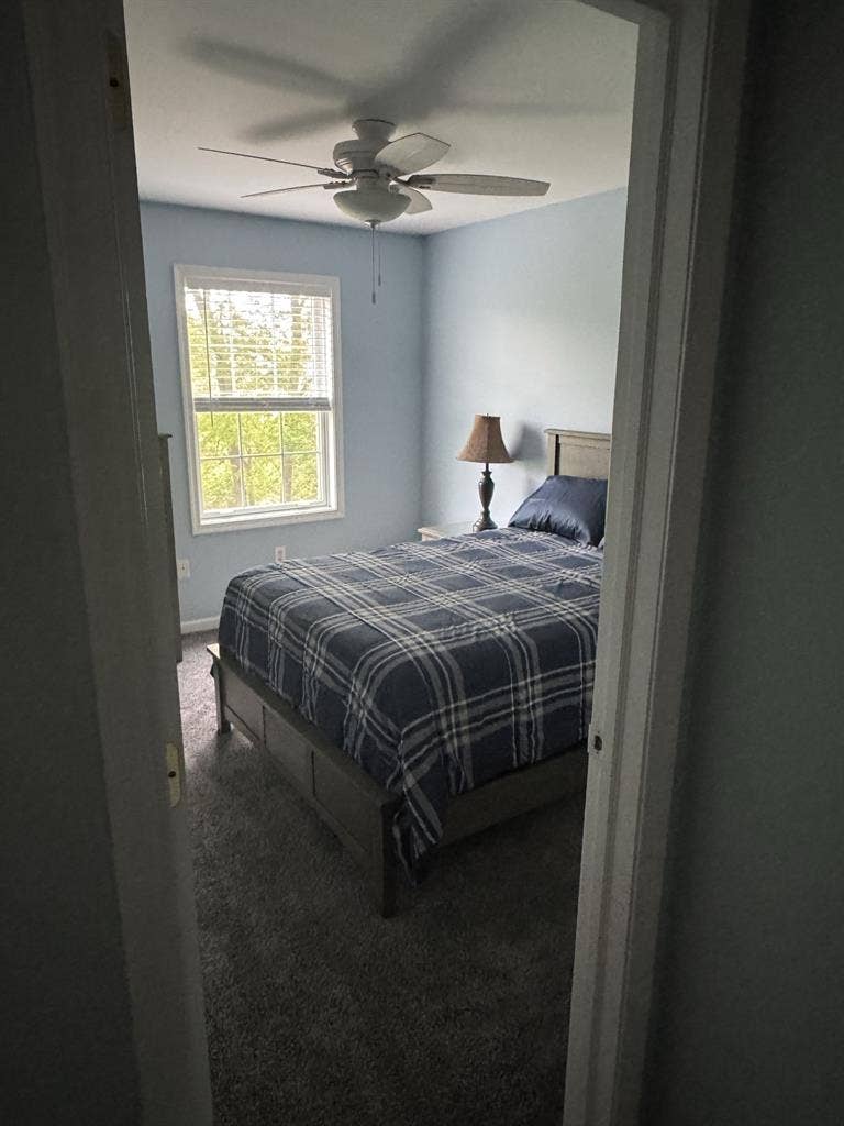 Room For Rent Townhouse
