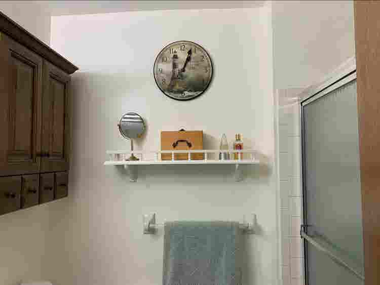Quiet Room, Private Bath