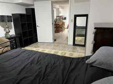 Furnished private room in 3BR suite