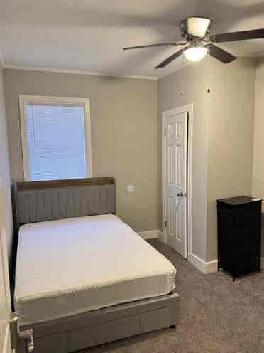 2 Newly Modeled Rooms Near Midtown