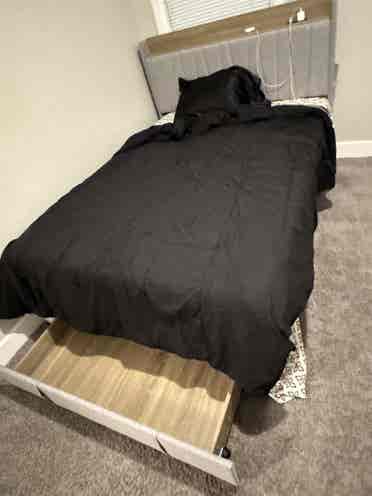 2 Newly Modeled Rooms Near Midtown