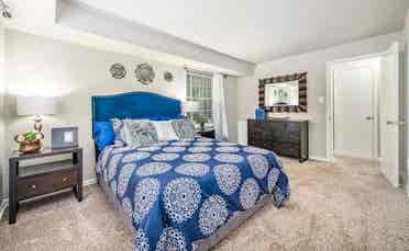 Looking for roommate. 2 bed