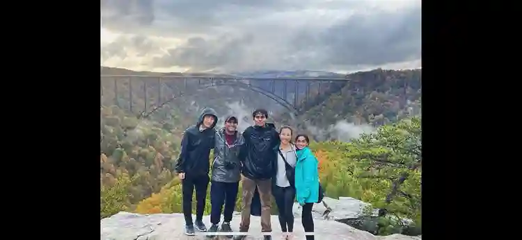 y/o CMU Grad, want roommates