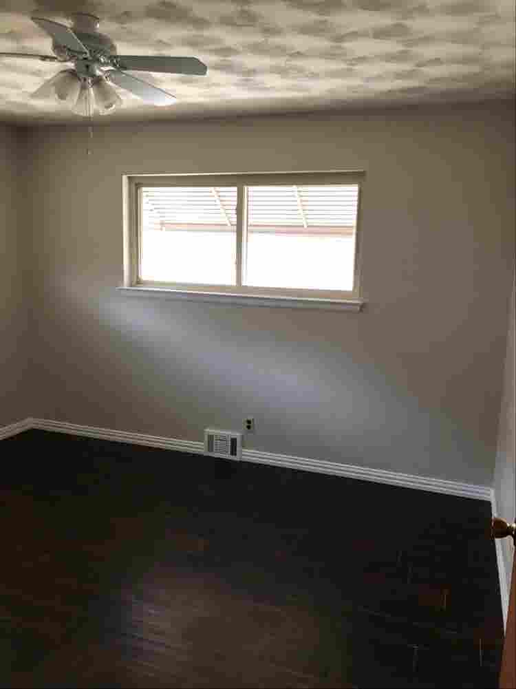 Private home - room rental near UTA