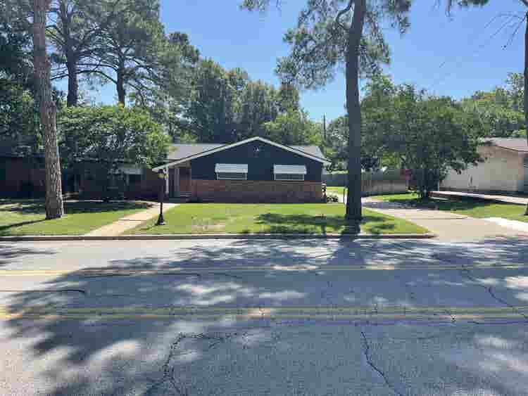 Private home - room rental near UTA