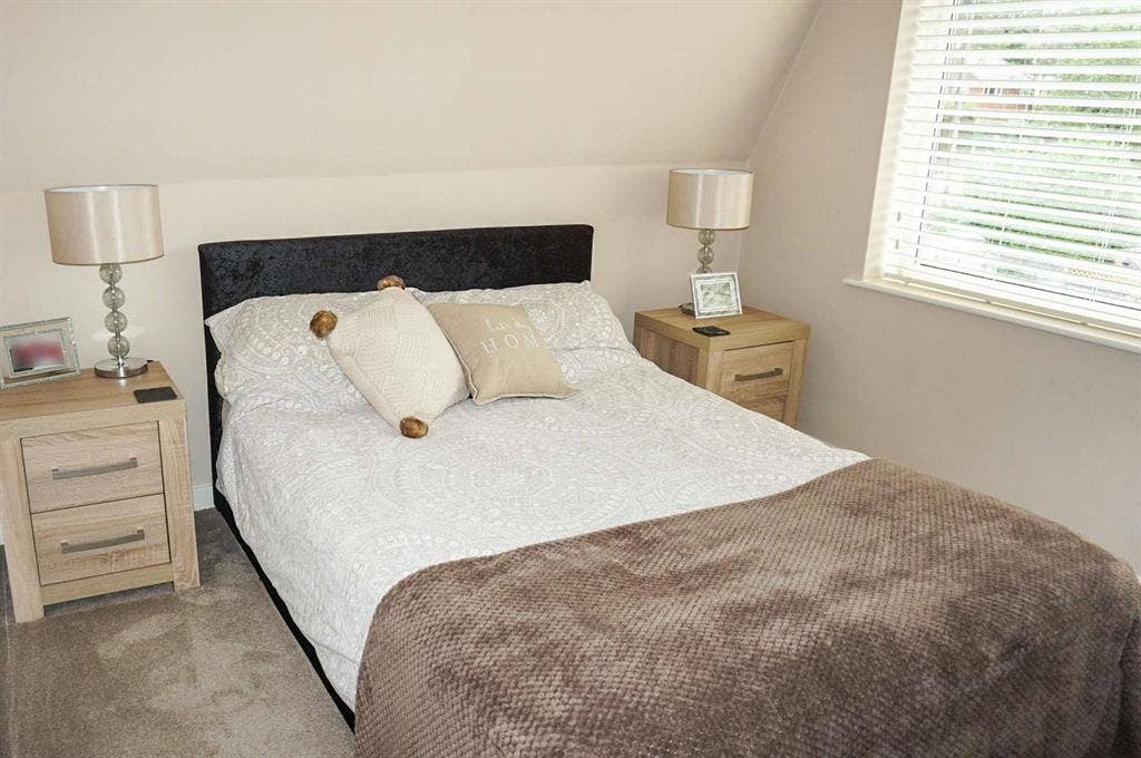 Room four oaks, Birmingham