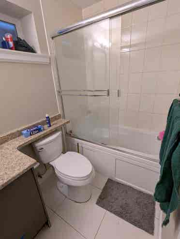 Room for rent $
