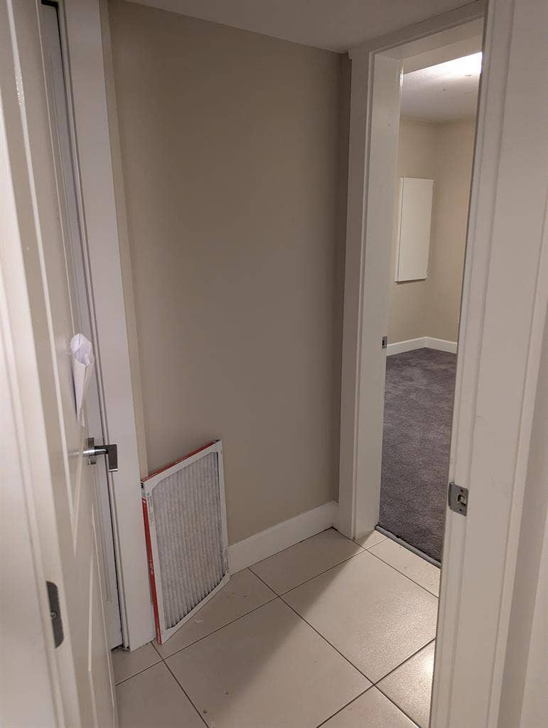 Room for rent $