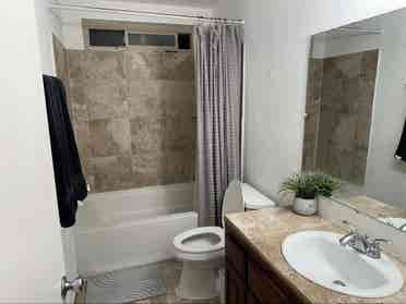 Looking for roomate in b