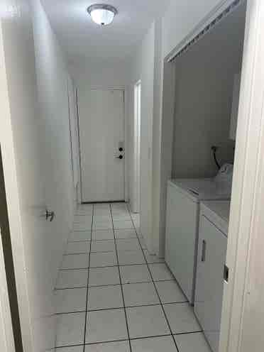 Looking for roomate in b