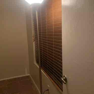 Room for rent share bathroom