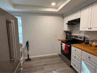 Looking for a Roommate