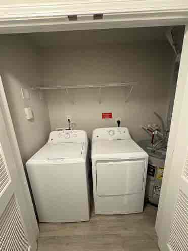 Sub-leasing 1 bedroom!
