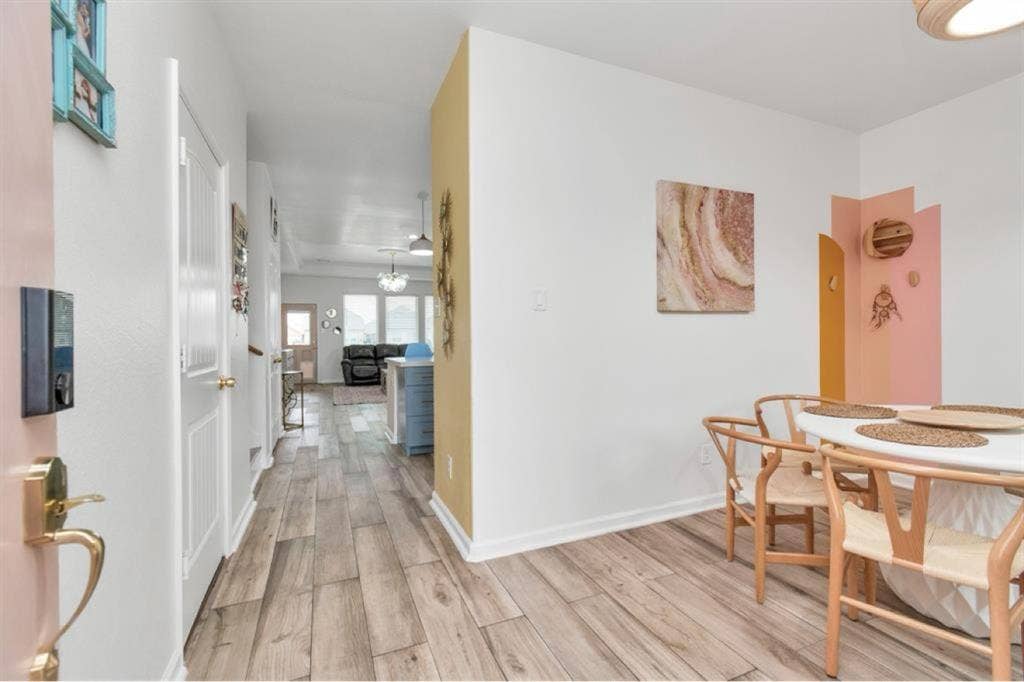 Katy lake house room for rent