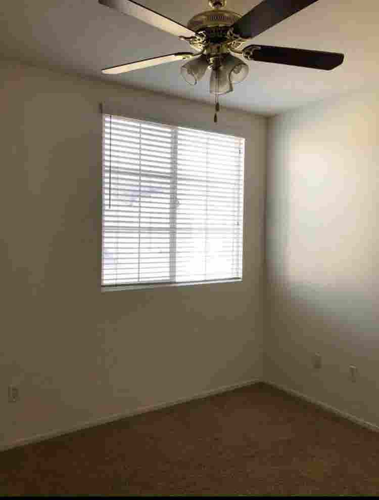 2bedrooms in a town home Oceanside