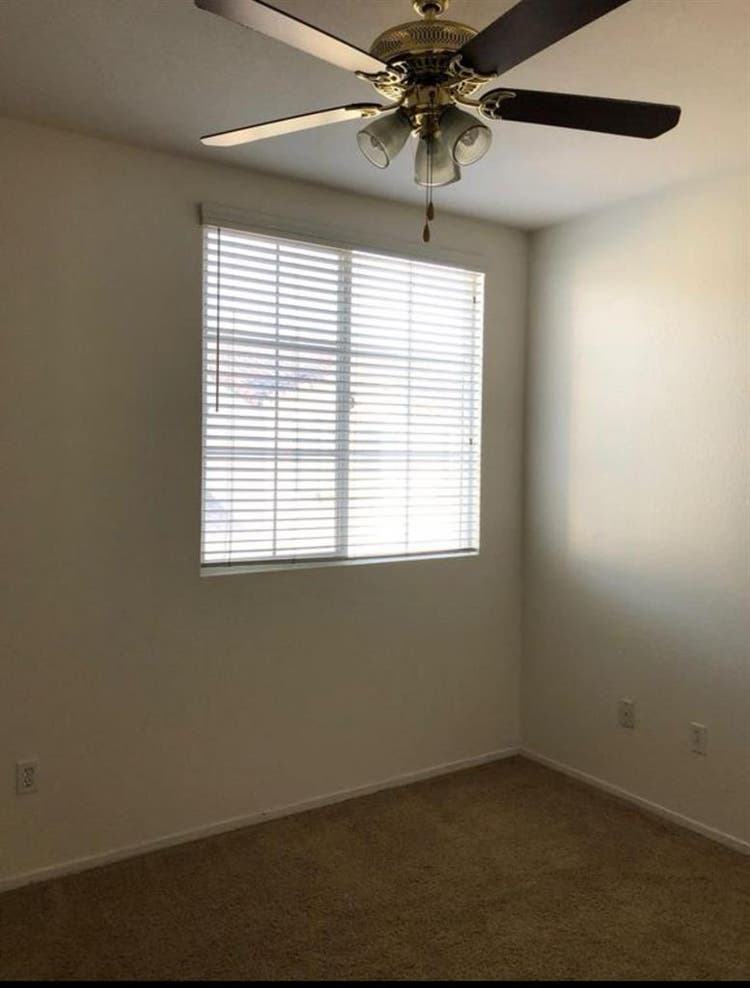 2bedrooms in a town home Oceanside