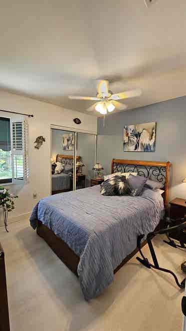Furnished room with pvt. bathroom.