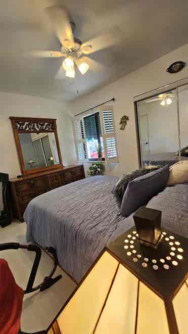 Furnished room with pvt. bathroom.