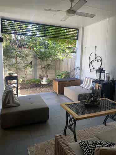 Bright room in Everton Park