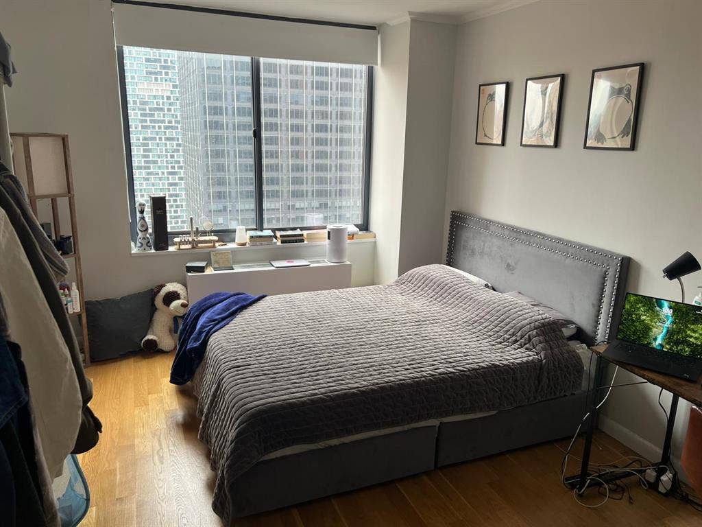 ✨Spacious Bedroom in Midtown West✨