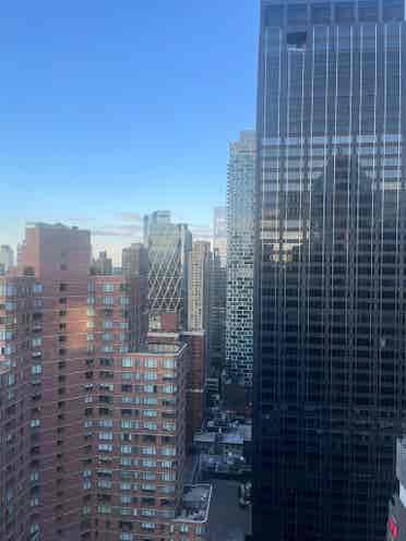 ✨Spacious Bedroom in Midtown West✨