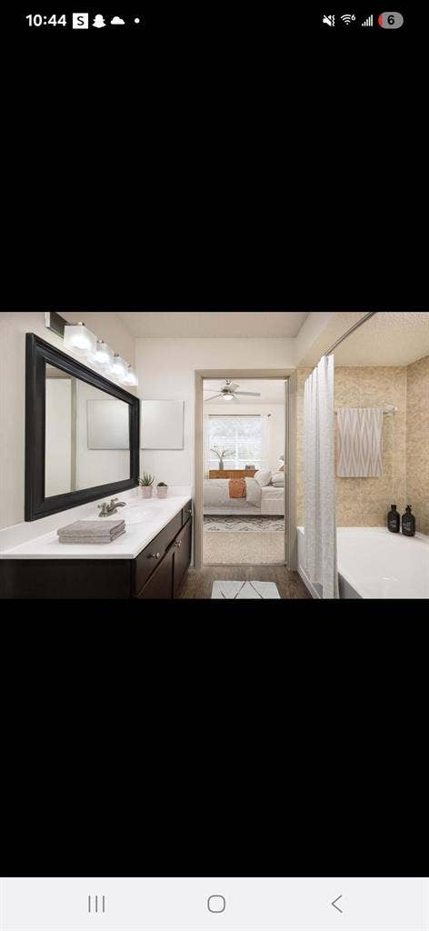 Luxury Waterfront 2 Master room
